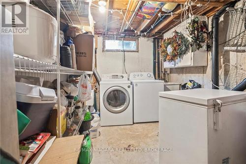 9 Juniper Place, Lambton Shores (Forest), ON - Indoor Photo Showing Laundry Room