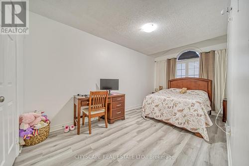 59 Hanton Crescent, Caledon, ON - Indoor Photo Showing Bedroom