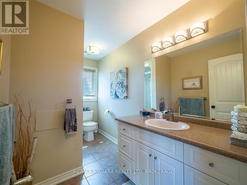 20219 Youngs Road S, Wainfleet (Marshville/Winger), ON - Indoor Photo Showing Bathroom