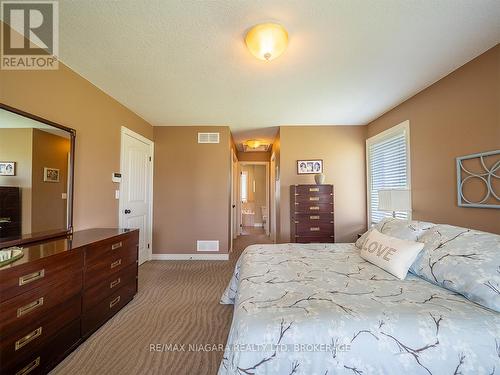 20219 Youngs Road S, Wainfleet, ON - Indoor Photo Showing Bedroom