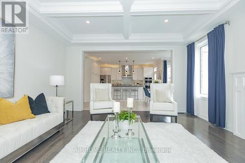 59 Frederick Pearson Street, East Gwillimbury, ON - Indoor Photo Showing Living Room