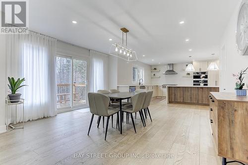 955 Portminster Court, Newmarket, ON - Indoor Photo Showing Dining Room