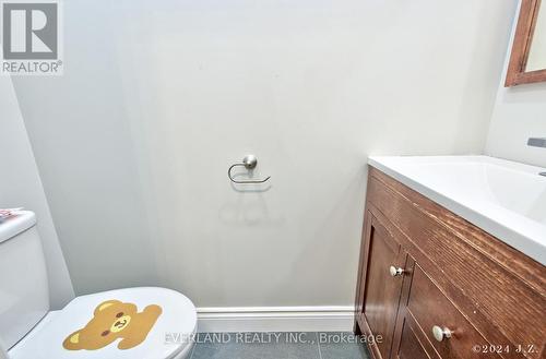 106 Wesley Street, Newmarket, ON - Indoor Photo Showing Bathroom