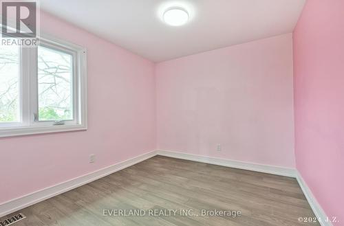 106 Wesley Street, Newmarket, ON - Indoor Photo Showing Other Room