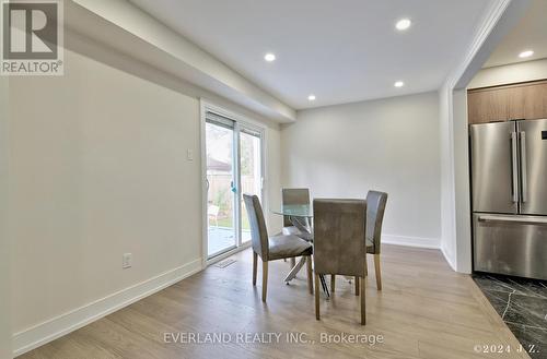 106 Wesley Street, Newmarket, ON - Indoor Photo Showing Dining Room