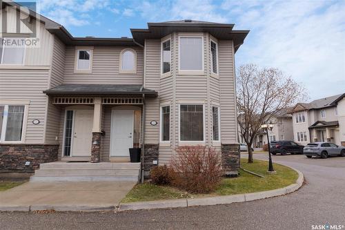 512 303 Slimmon Place, Saskatoon, SK - Outdoor With Facade