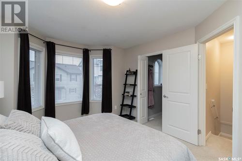 512 303 Slimmon Place, Saskatoon, SK - Indoor Photo Showing Bedroom