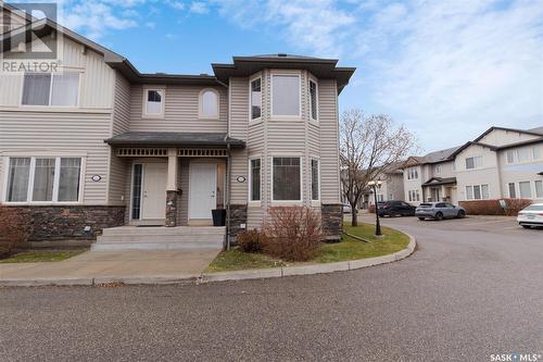 512 303 Slimmon Place, Saskatoon, SK - Outdoor With Facade