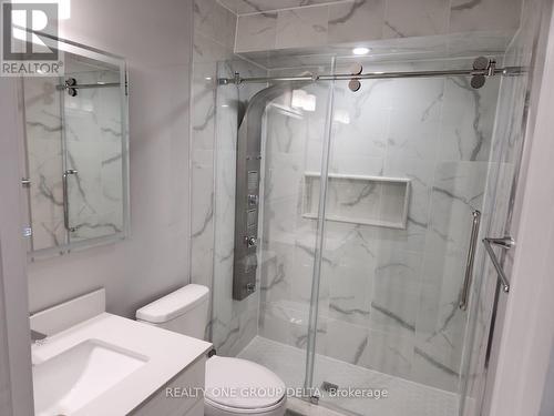 6 Quinton Ridge, Brampton, ON - Indoor Photo Showing Bathroom