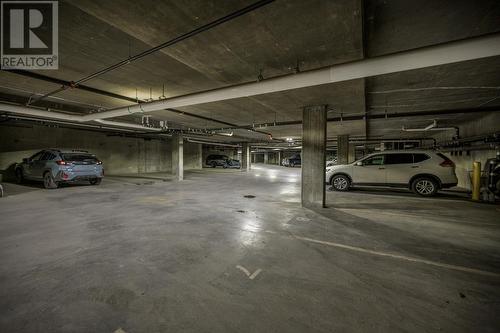 404 1087 6Th Avenue, Prince George, BC - Indoor Photo Showing Garage