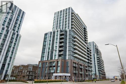 1912 - 38 Honeycrisp Crescent, Vaughan, ON - Outdoor With Facade