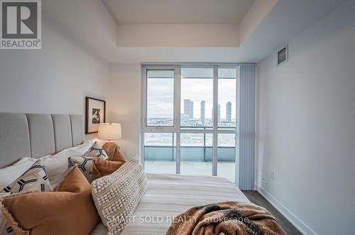 1912 - 38 Honeycrisp Crescent, Vaughan, ON - Indoor Photo Showing Bedroom