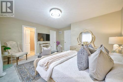 810 Shepherd Place, Milton, ON - Indoor Photo Showing Bedroom