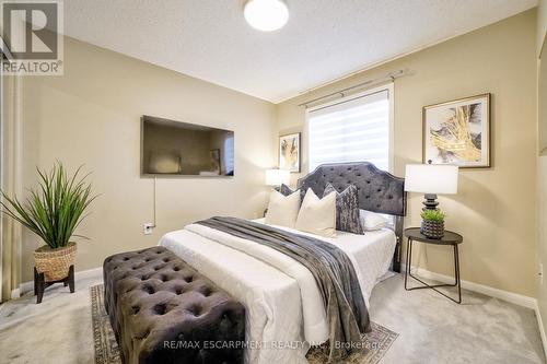 810 Shepherd Place, Milton, ON - Indoor Photo Showing Bedroom