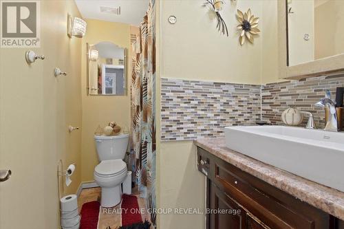 578 Lakeview Avenue, Oshawa, ON - Indoor Photo Showing Bathroom