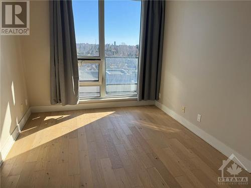 Bedroom - 485 Richmond Road Unit#1009, Ottawa, ON - Indoor Photo Showing Other Room