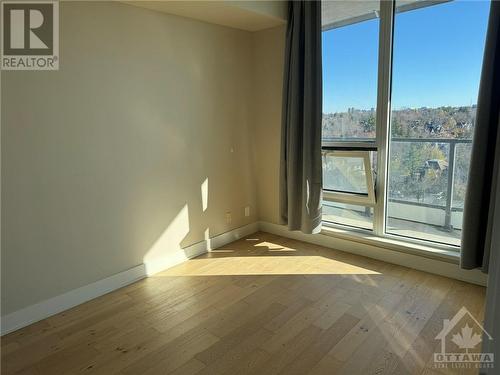 Bedroom - 485 Richmond Road Unit#1009, Ottawa, ON - Indoor Photo Showing Other Room