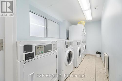 512 - 6720 Glen Erin Drive, Mississauga, ON - Indoor Photo Showing Laundry Room