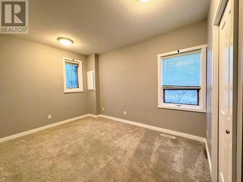 922 8Th Avenue, Invermere, BC - Indoor Photo Showing Other Room