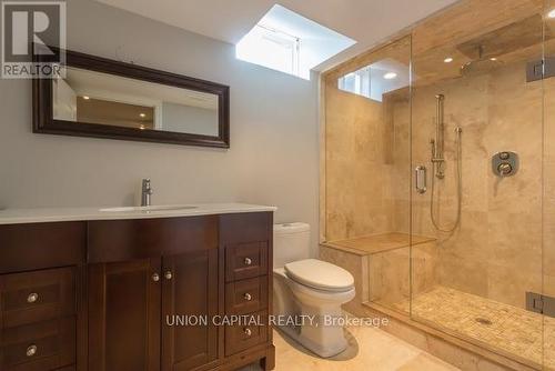 57 Routledge Drive, Richmond Hill, ON - Indoor Photo Showing Bathroom