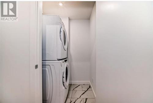 2409, 395 Skyview Parkway Ne, Calgary, AB - Indoor Photo Showing Laundry Room