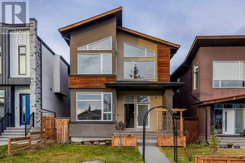 2012 22 Avenue Nw, Calgary, AB - Outdoor With Facade