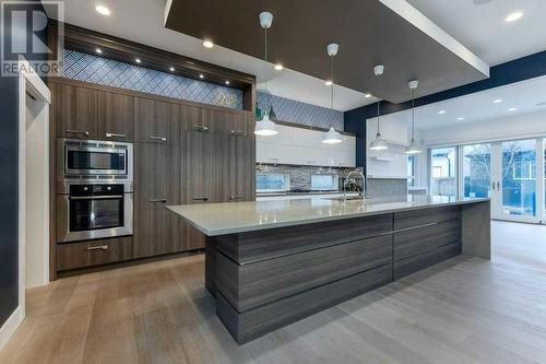 2012 22 Avenue Nw, Calgary, AB - Indoor Photo Showing Kitchen With Upgraded Kitchen