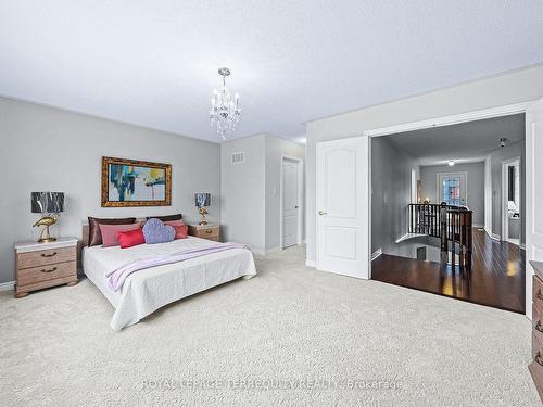 340 Williamson Rd, Markham, ON - Indoor Photo Showing Bedroom