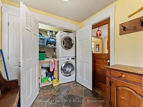 2651 Forks Of The Credit Rd, Caledon, ON - Indoor Photo Showing Laundry Room