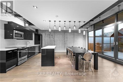 1513 - 224 Lyon Street N, Ottawa, ON - Indoor Photo Showing Kitchen