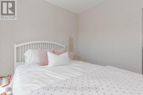 318 - 128 Grovewood Common, Oakville, ON - Indoor Photo Showing Bedroom