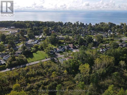 415 Washington Road, Fort Erie (334 - Crescent Park), ON - Outdoor With View