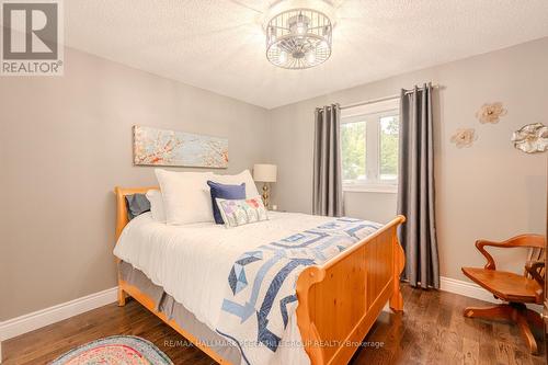 8071 4Th Line, Essa, ON - Indoor Photo Showing Bedroom