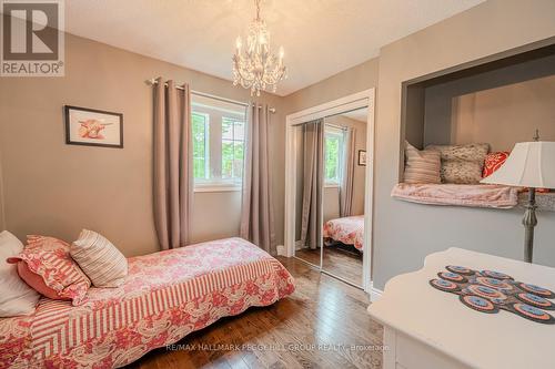 8071 4Th Line, Essa, ON - Indoor Photo Showing Bedroom