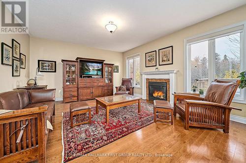 9 Oakside Drive, Uxbridge, ON - Indoor Photo Showing Living Room With Fireplace