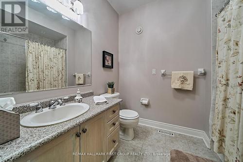 9 Oakside Drive, Uxbridge, ON - Indoor Photo Showing Bathroom