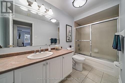 9 Oakside Drive, Uxbridge, ON - Indoor Photo Showing Bathroom