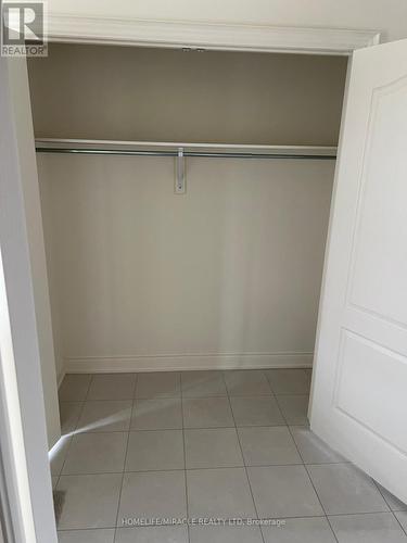 12 Bloomfield Crescent, Cambridge, ON - Indoor With Storage