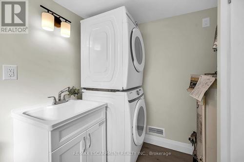 53 Jane Street, Haldimand, ON - Indoor Photo Showing Laundry Room