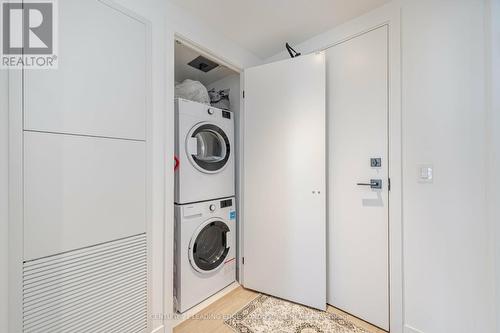 5009 - 319 Jarvis Street, Toronto, ON - Indoor Photo Showing Laundry Room