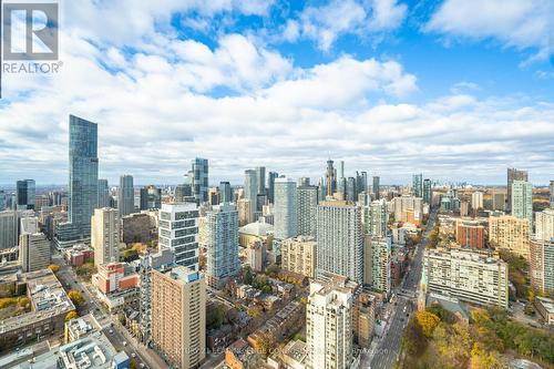 5009 - 319 Jarvis Street, Toronto, ON - Outdoor With View