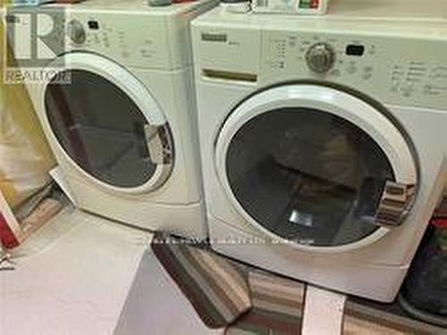 21 Saint Eugene Street, Brampton, ON - Indoor Photo Showing Laundry Room