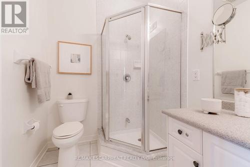 30 - 4241 Sarazen Drive, Burlington, ON - Indoor Photo Showing Bathroom