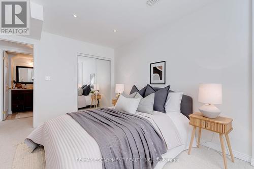 30 - 4241 Sarazen Drive, Burlington, ON - Indoor Photo Showing Bedroom