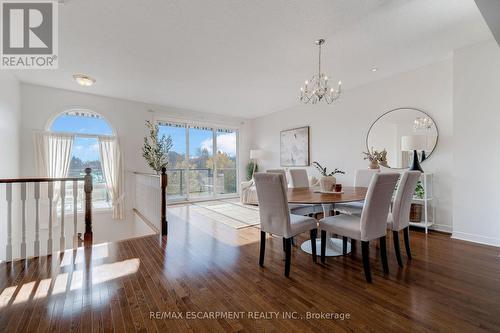 30 - 4241 Sarazen Drive, Burlington, ON - Indoor Photo Showing Dining Room