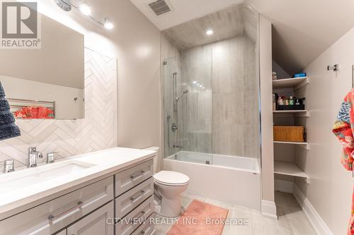 1345 Sheldon Avenue, Oakville, ON - Indoor Photo Showing Bathroom