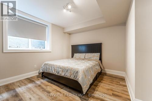 1345 Sheldon Avenue, Oakville, ON - Indoor Photo Showing Bedroom