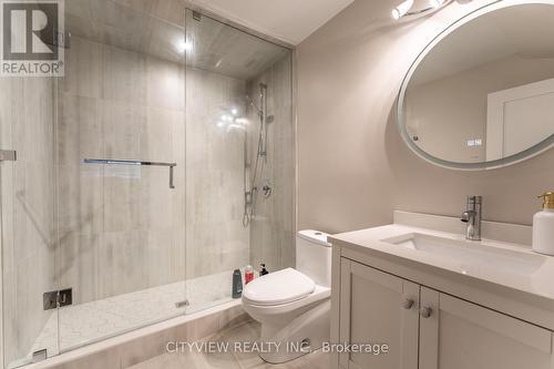 1345 Sheldon Avenue, Oakville, ON - Indoor Photo Showing Bathroom