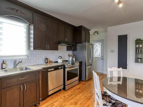 Cuisine - 1400 123E Rue, Shawinigan, QC - Indoor Photo Showing Kitchen