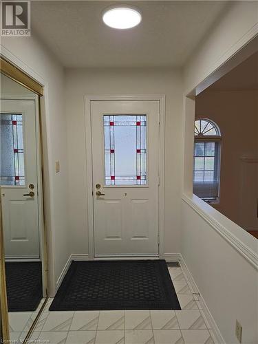 View of doorway - 551 Hallmark Drive, Waterloo, ON - Indoor Photo Showing Other Room